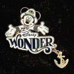 Disney Wonder - Captain Mickey - Dangling Anchor