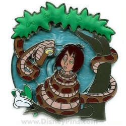 Kaa hypnotizing Mowgli