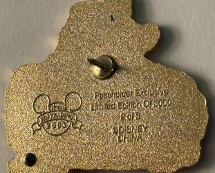 'Epcot International Flower &amp; Garden Festival 2003 - Donald &amp; Daisy Topiary - WDW'