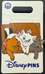 Toulouse, Marie and Berlioz in cat flap