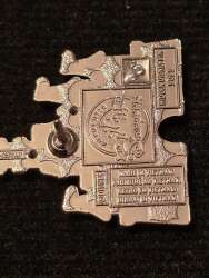 100939 - WDW Hidden Disney Series 2025 Wave B: Castles - New Shorts Mickey Heads - Walt Disney World alternate image