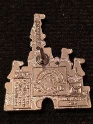 100939 - WDW Hidden Disney Series 2025 Wave B: Castles - New Shorts Mickey Heads - Walt Disney World alternate image