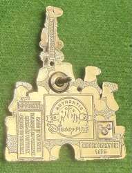 'WDW Hidden Disney Series 2025 Wave B: Castles - Pop Art Mickey - WDW'