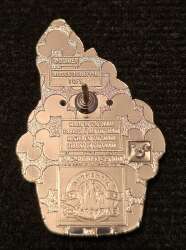 100993 - WDW Hidden Disney Series 2025 Wave B: Cupcake Treats - Cinderella Castle - Walt Disney World alternate image