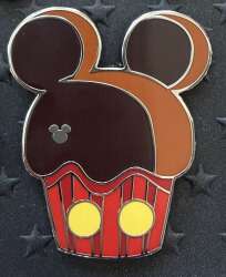 100995 - WDW Hidden Disney Series 2025 Wave B: Cupcake Treats - Mickey Mouse - Walt Disney World alternate image