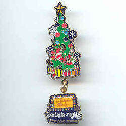 'Osborne Family Spectacle of Dancing Lights - Goofy and Christmas Tree - WDW'
