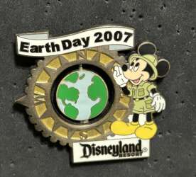 Mickey Mouse Earth Day 2007 Spinner