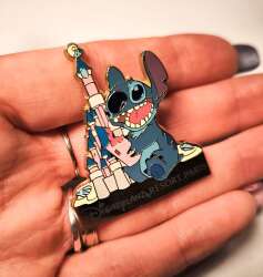 Click to view the Stitch castel / kingdom Disneyland resort paris details