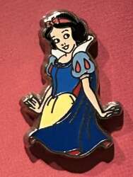 'Snow White from Snow White and Seven Dwarfs mini pin set #2 - DSUS'