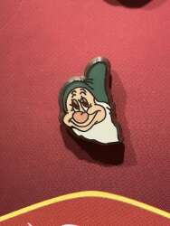 Bashful from Snow White and Seven Dwarfs mini pin set #2