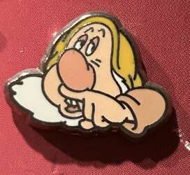 'Sneezy from Snow White and Seven Dwarfs mini pin set #2 - DSUS'