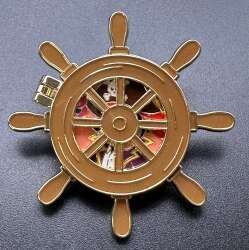 'Mickey &amp; Friends - Pirates of the Caribbean Hinged Ship&#039;s Wheel Mystery Collection - Mickey - SDR'