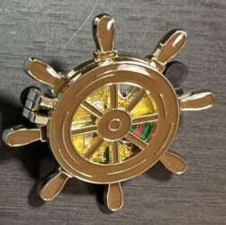 101566 - Mickey & Friends - Pirates of the Caribbean Hinged Ship's Wheel Mystery Collection - Louie - Shanghai Disney Resort alternate image