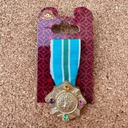 10193 - Sorcerers of the Magic Kingdom - Master Sorcerer Medal - Walt Disney World alternate image