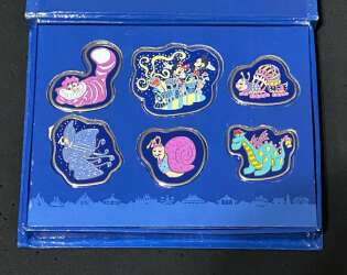 Click to view the Dreamlights Parade Boxed Set details