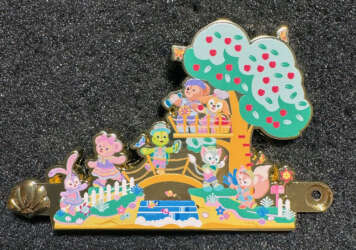 'Hong Kong Disneyland 20th Anniversary - Parade Floats Mystery Pin Set - Duffy and Friends - HKDL'