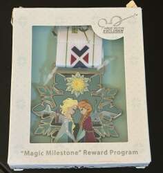 102479 - World of Frozen - Anna and Elsa Lanyard and Medal - Hong Kong Disneyland alternate image