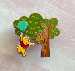 Click to view the Winnie the Pooh moving spinning pin details