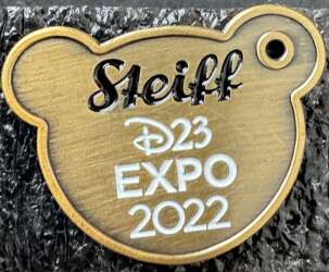 Click to view the D23 Expo 2022 - Steiff Bronze Bear Head - Disney Fan Club details