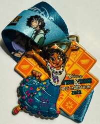 Click to view the 2023 Half Marathon Medal Replica details