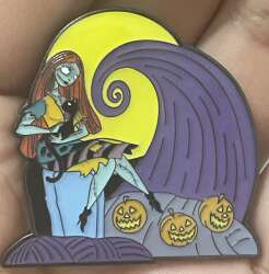 103037 - Hot Topic - The Nightmare Before Christmas Blind Box - Sally - Loungefly alternate image