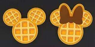 Mickey & Minnie Mouse Waffle Scented Enamel Pin Set