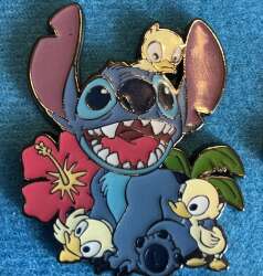 Tropical Stitch with Three Ducklings