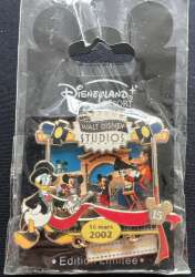 2002 Walt Disney Studios with Donald Duck
