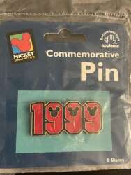 Click to view the 1999 Mickey Commemorative Pin details