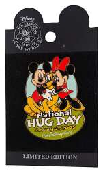 National Hug Day - 2005 - Mickey Mouse, Minnie Mouse, and Pluto - WDW