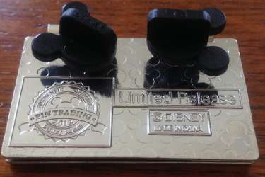 441 - Confections Mystery - Snow White's Evil Queen - Disneyland Resort alternate image