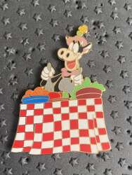 Click to view the Picnic Time Boxed Set- Clarabelle Cow only details
