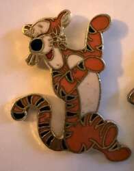 Click to view the Pawing Tigger with Black nose details