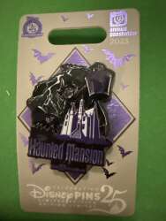105371 - Annual Passholder Exclusive — Hat Box Ghost and Haunted Mansion - Walt Disney World alternate image