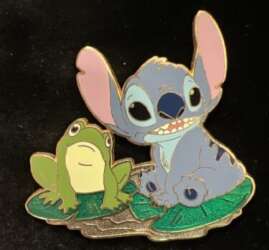 105540 - Stitch in Nature - Stitch and Frog - Disney Store US alternate image