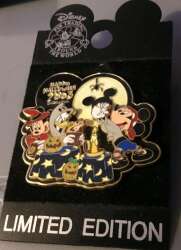 105658 - Halloween 2005 - Happy Halloween 2005 - Mickey, Donald, Minnie - Walt Disney World alternate image