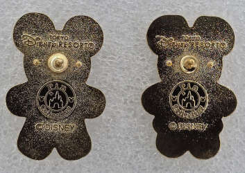 'Christmas 2009 - Mickey &amp; Minnie Mouse Christmas Ginger Bread Cookie 2 Pin Set - TDR'