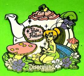 Tinker Bell with her Pixie Hollow Teapot