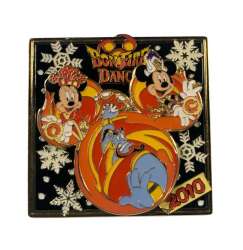 'Bon fire dance - Mickey, Minnie &amp; Genie Slider - TDR'