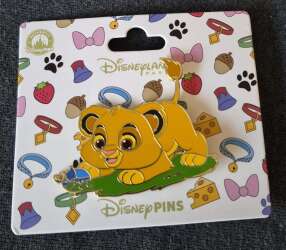 Baby Simba with Beetle