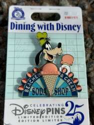 106152 - Dining With Disney Series - Beaches & Cream Soda Shop (Goofy) - Walt Disney World alternate image