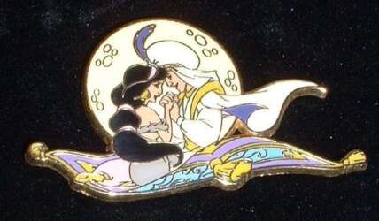 106179 - Moonscape Series - Aladdin and Jasmine - Disney Store US alternate image
