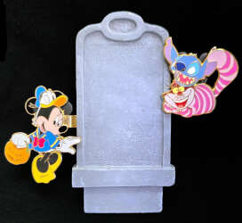 'Disney Direct - Tombstone Series - Minnie as Donald and the Cheshire Cat with a Stitch Mask - DSUS'