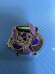 106633 - Mickey's Not So Scary Halloween Party (MNSSHP) 2025 - Mystery Collection - Stitch - Walt Disney World alternate image