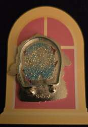 106994 - Miniso - Disney Princess Collection Glitter Metal Badge Mystery Box - Jasmine - Disney Licensed alternate image