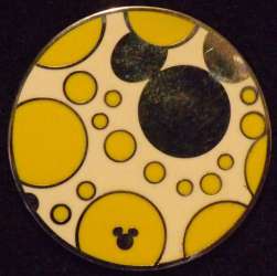 17302 - WDW Hidden Mickey Series 2010: Brights Watches Collection - Silver and Yellow - Walt Disney World alternate image