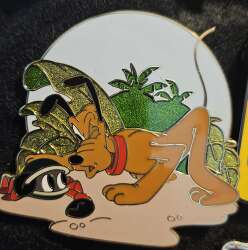 'Hawaiian Holiday - Pluto with a Crab - DSUS'