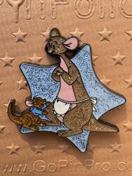 'FiGPiN - Winnie the Pooh Mystery Minis - Kanga and Roo (Y803) - FGP'