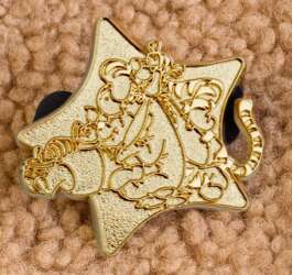 Group Hug - GOLD (Y806)