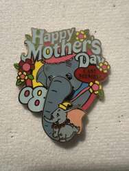 107298 - Mother's Day - Happy Mother's Day 2008 - Dumbo and Mrs. Jumbo - Walt Disney World alternate image